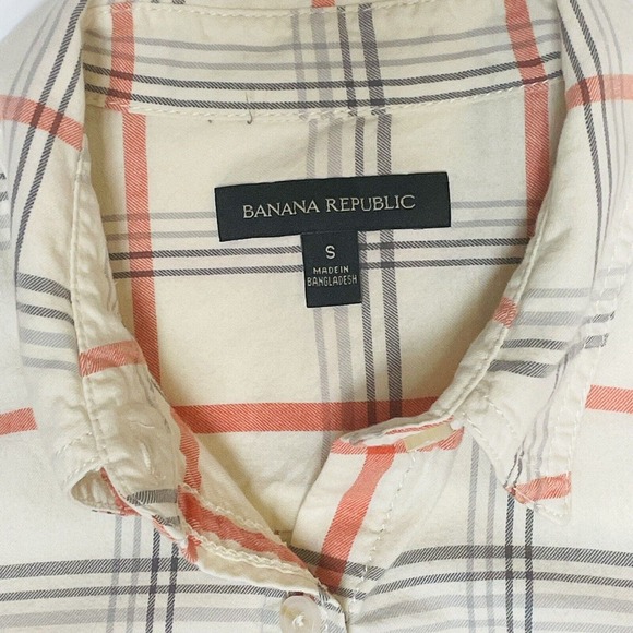 Banana Republic Women's Lg. Sleeve Button-up Shirt, Multicolor Plaid, Size Small - Picture 4 of 10